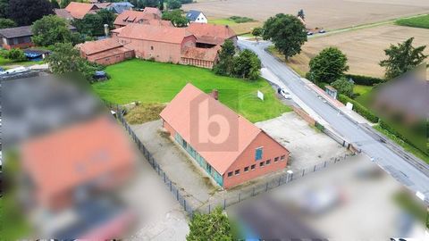 Out of the city, into the countryside: This approx. 2,000 m², fully developed property on the quiet outskirts of the village offers space for visions. Existing development: a solid horse stable perfect for animal husbandry, storage or alternative com...