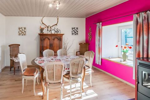 In a very quiet village of Nadrin (Houffalize)Ardennes, this holiday home consists of 3 bedrooms and can house 6 people with ease. The holiday home is suitable for a family with kids. Surrounded by the forest of Nadrin the house is next to river l'Ou...