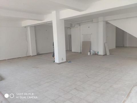 Dafni, Athens. For sale a commercial ground of 150 sqm, semi-basement, corner, through, facade, construction ’73, single space, can be divided in 2 autonomous spaces as it has 2 electricity meter (single phase), 2 water supply meter and 2 WC., free, ...