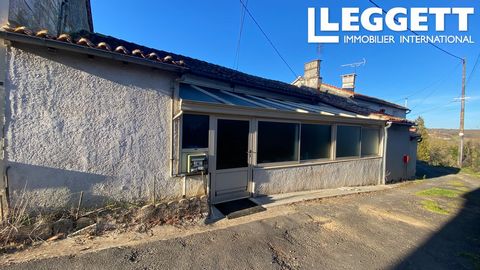 A18227CAC16 - Less than 30 minutes from Angoulême, property complex consisting of a semi-detached house, a detached garden, a garage, a cellar and a small detached outbuilding, supplemented by 2 non-constructible land. Information about risks to whic...