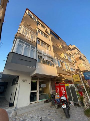 Lägenheter till salu i Yalova ligger i Çınarcık. Çınarcık är ett distrikt i Yalova-provinsen, som ligger i Marmara-regionen i Turkiet och föredras av semesterfirare, särskilt under sommarmånaderna. Bland de framträdande funktionerna i Çınarcık är des...