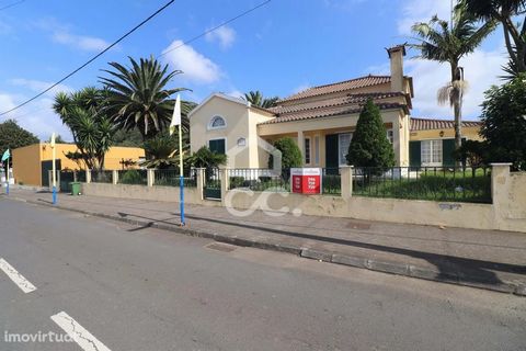 3 Bedroom Villa 3 Wc's Fireplace Independent 1 Bedroom Apartment Inserted in land with 1,378.00 m2 Garage Side Entry Garden with Fruit Trees Porch with Barbecue and Oven Cabouco is a parish in the municipality of Lagoa (Azores), with an area of 5.43 ...