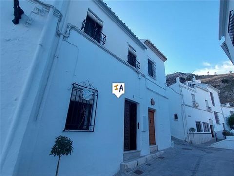 This 3 bedroom Townhouse with a patio and garden is situated in picturesque Zuheros located within the Subbeticas National Park on the side of one of its mountains, this allows you to have spectacular views of the Cordoba countryside and which also f...
