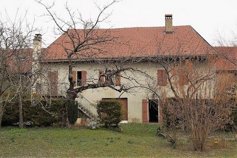 Rare for sale! In the heart of the Village of Messery, all amenities and schools on foot, a lot of charm for this large farm to renovate on a sunny and private south-west facing plot of 1038 m2, you will benefit from the proximity of the lake and eve...