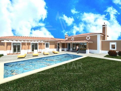 Nueva villa tradicional portuguesa en construcción, ubicada en una parcela de 1050m2, totalmente amurallada y vallada. Esta casa de estilo tradicional consta de: - 3 suites con áreas generosas - Gran salón diáfano con cocina -Lavadero -4 baños -Garaj...