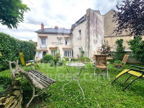 Maison de Caractère à Vendre au Coeur du Vignoble de Pouilly Fumé Situation idéale : A seulement 2 heures de Paris, au coeur du prestigieux vignoble de Pouilly Fumé, découvrez cette maison de caractère située à 2 minutes à pied de l'hyper centre et à...