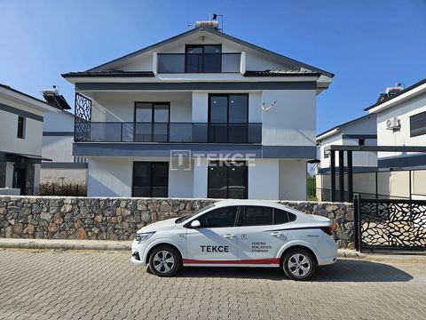 Villa independiente de 4 dormitorios en ubicación central en Karagedik, Fethiye La ... se encuentra en el distrito de Karagedik. Fethiye es un complejo vacacional en el suroeste de Turquía, famoso por su magnífica belleza natural y valores históricos...