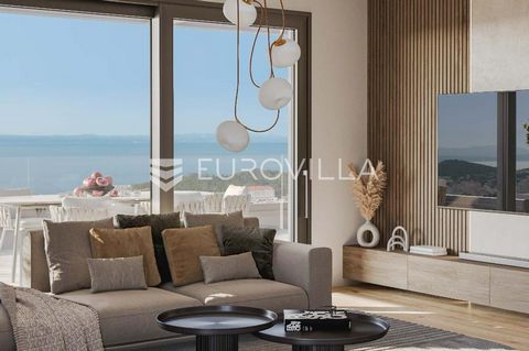 Makarska, an exclusive penthouse with a private pool and open sea view, located on the third floor of a modern residential building under construction. The apartment extends over the entire floor, and is divided into a hallway, three bedrooms with at...