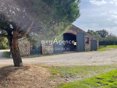 Grange 300 m² suruen parcelle de 3 900 m² env.