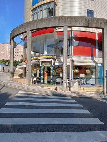 Um estabelecimento comercial localizado entre alguns dos centros de maior interesse de qualquer localidade, com visibilidade garantida e de passadeira literalmente estendida para acolher a clientela. É a receita ganhadora que distingue este negócio q...