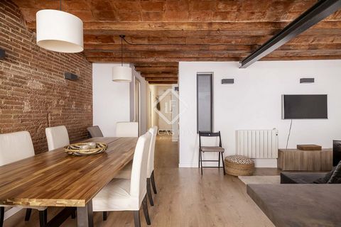 Presentamos este encantador piso en alquiler temporal, ubicado en el corazón del Eixample Izquierdo de Barcelona. Esta propiedad destaca por su combinación de confort moderno y una ubicación privilegiada. Este acogedor apartamento de una habitación y...