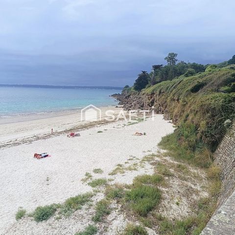 Concarneau : A 500 m de la plage des Sables Blancs, contemporaine de 2021 classée A 131 m² belle suite parentale en rdc, jardin joliement paysagé