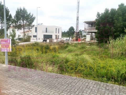 Lote para construção de moradia. Situado a 10 km de Cantanhede, 20 km de Coimbra, a 30 km de praias. Próxima da entrada/saída A14. Fácil e rápido acesso à A1; IP3. Zona com parque de merendas, piscinas naturais, mini mercados. Categoria Energética: I...