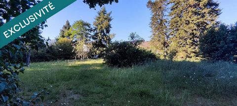 TERRAIN PLAT CONSTRUCTIBLE 638 M2 viabilisé