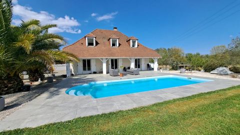 Maison avec vue sur les Pyrénées.