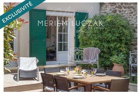 Ambiance chaleureuse dans cette maison familial, dans un secteur calme et recherché à 5 minutes du centre ville ,à decouvrir sans tarder!