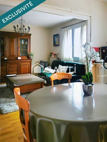 Appartement T3 Bis de 69 M2 ** au calme** Proche TRAM T4 -