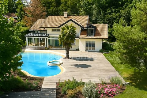 Propriété rare et raffinée - 322m² - YVOIRE (74)