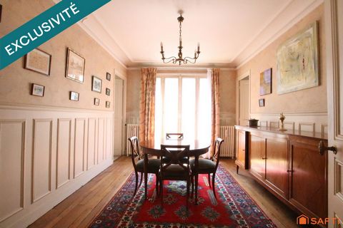 Appartement 4 pièces de 74m² quartier Grenelle, rue de la Croix-Nivert