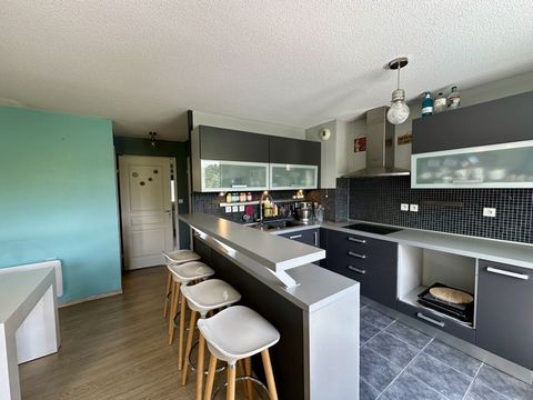Appartement à vendre T3 duplex au calme sans vis à vis, 3 balcons, 2 parkings GRADIGNAN (33)