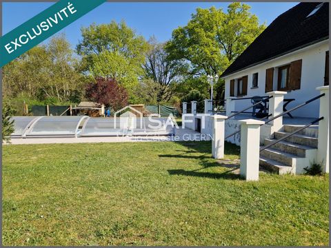 Lumineuse, au calme, avec piscine et grand terrain !