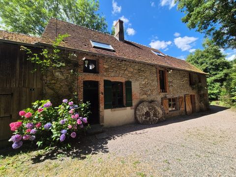 Dpt Creuse (23) à vendre à Chéniers moulin du 17ème siècle de 133m² - Atelier - Terrain de 3844m² - Cadre exceptionnel