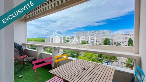 BEL APPARTEMENT TRAVERSANT EN DERNIER ETAGE