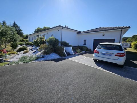 Belle maison familiale avec piscine à 15 min de Périgueux