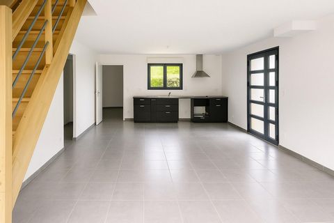 MAISON 106 M2 - TERRAIN 294 M2 - 3 CHAMBRES
