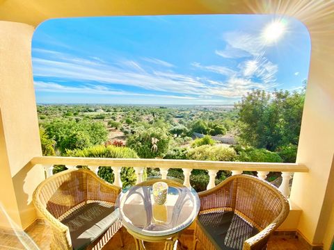 Luxury 7 + 1 Bed & Breakfast with sea view located on the outskirts of Tavira, surrounded by nature and tranquility, and about 1 km from the village of Santo Estevao, 2 km from Luz de Tavira and 3 km from the beach. On the property's 19.812 sqm of la...