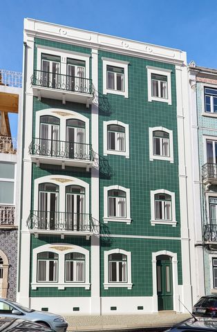 Location Located in the heart of Lisbon, more precisely in the parish of Arroios, this development has much to offer. This street, well positioned on the hill of Santana, enjoys a certain calmness, yet provides its users to have a wide range of servi...