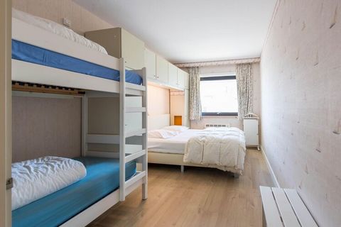 Diese gepflegte 1-Zimmer-Wohnung im 3. Stock (Lift) mit seitlichem Meerblick liegt nur einen Katzensprung vom Strand entfernt. Nur wenige Gehminuten von Geschäften und Restaurants entfernt. Die Wohnung verfügt über ein geräumiges Wohnzimmer, separate...