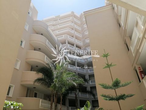 Dit appartement bevindt zich aan de Calle Petunia, 38683, Santiago del Teide, Santa Cruz de Tenerife, in Los Gigantes, op verdieping 3. Het is een flat met 154 m2 waarvan 113 m2 nuttig en heeft 2 kamers.
