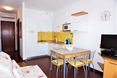 Stay in this beautiful holiday home that is equipped with an attractive private terrace and an attractive environment. It is ideal for families or friends. The region around Caorle offers beautiful walking routes and beautiful beaches, such as the Sp...