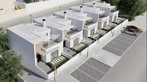 Cette maison de ville sophistiquée de 3 chambres est actuellement en construction et est située dans une petite copropriété dans un quartier calme, à distance de marche de la plage et du centre d'Armação de Pêra, avec son choix varié de restaurants e...