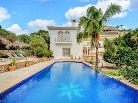 Mediterranean Elegance with Rental License at the top of the slope, The Mediterranean and classic villa, which rises at the top of the slope of Son Vida in Mallorca, embodies a timeless elegance and beauty. With its bright white facade and cream-colo...