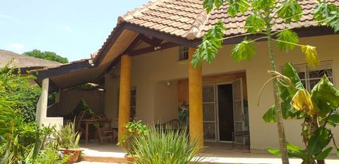 Pleasant R+1 villa of 90 m2 of living space on a plot of 400 m2 in individual LAND TITLE, located in a pretty secure residence in the center of Saly, with a private beach, and close to shops. Nestled in a small wooded garden, this house sold furnishe...