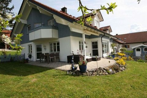 Vakantiehuis Dahoam in de Allgäu tussen Oberstaufen en Isny voor exclusief gebruik met grote tuin, sauna en alle comfort.