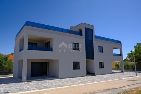 Location: Zadarska županija, Vir, Vir. ZADAR, VIR - Exklusives Angebot: Penthouse auf Vir mit Meerblick! K3 Ein Luxus-Penthouse zum Verkauf auf der wunderschönen Insel Vir, ideal für diejenigen, die höchsten Komfort und einen wunderschönen Blick auf ...