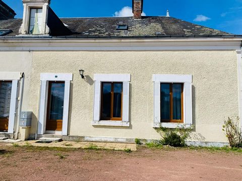 Coeur de brenne, situé dans un charmant village , maison mitoyenne actuellement loué ,rénovée comprenant: cuisine aménagée -séjour , chambre attenant à une salle d'eau avec wc .A l'étage palier desservant une chambre ,salle d'eau avec wc , bureau ou ...