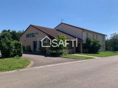 Situé à Vacherauville (55100) dans un cadre paisible à la campagne, cette hotel bénéficie d'une exposition idéale au Sud-Est, offrant une belle luminosité tout au long de la journée. À proximité de ce bien, vous pourrez profiter de la tranquillité de...