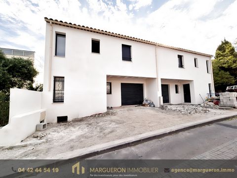 L'agence MARGUERON IMMOBILIER vous présente à la vente ce pavillon de type 5, construit en 2024, idéalement situé en plein centre-ville de Châteauneuf-les-Martigues. Cette maison mitoyenne d'un seul côté repose sur un terrain de 146 m2, avec une gran...