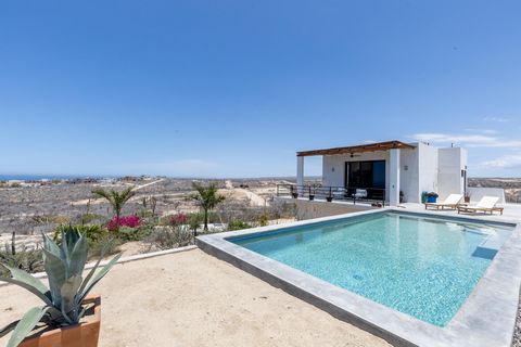 Brand new charming one bedroom eco friendly casita situated less than 3 kilometers from the heart of Todos Santos. This property offers breathtaking 360 degree views of both the ocean and the mountains making it a serene oasis for nature lovers and a...