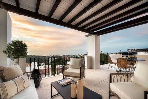 Découvrez un véritable joyau de l'immobilier à Marbella : un penthouse de luxe qui incarne l'élégance et le confort. Cette propriété exceptionnelle offre une expérience de vie inégalée grâce à ses nombreuses caractéristiques haut de gamme. Imaginez-v...