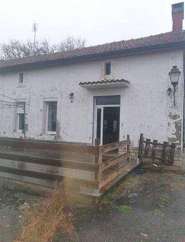 Maison à vendre 4 pièces proche de BAIGNES SAINTE RADEGONDE (16) 85 m² terrain 3600 m²