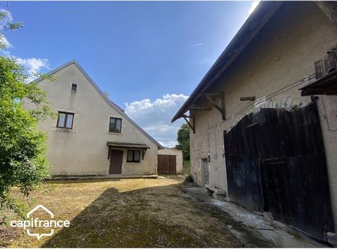 Maison 1820 et grange sur un terrain de 2068m² avec un fort potentiel Champagney (39290)
