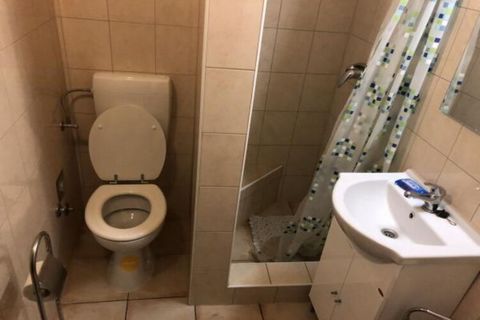 Apartmani Villa Borzić in Omiš, Split-Dalmatia County, Croatia, offers a delightful stay near the picturesque Adriatic coastline. Known for its comfortable accommodations and proximity to Omiš's stunning beaches, this property is an excellent base fo...