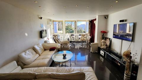 Rarissime à la vente 1 loft 115m2 centre ville de Mandelieu