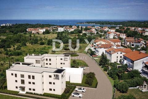 ISTRIA, POREČ - Luxe appartement in een nieuw gebouw, vlakbij de zee De stad Poreč, een van de mooiste parels aan de Adriatische Zee, ligt aan de westkust van Istrië. Op het relatief kleine schiereiland waar de stad ontstond, zijn de sporen van de on...