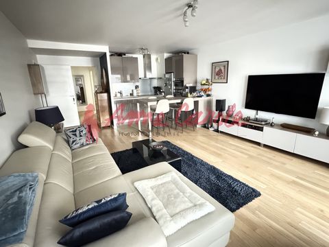 Mathis LEBON vous propose dans une Résidence de standing 'Esprit de Joinville' 2016, au pied de toutes les commodités (RER A à 4 min). Venez visiter cet appartement 3 pièces composé d'une entrée avec placards, un séjour donnant sur un balcon de 5m2 a...